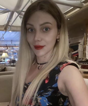 Мои услуги нацелены на ваше полное удовлетворение и релаксацию.💋 Я могу быть нежной и ласковой, а также игривой и страстной. Выбор за вами, ведь ваше удовольствие - моя главная цель.🔥 В Москве понастоящему удовлетворить вас может только я, так что не упустите свой шанс на незабываемое знакомство. Посмотрите мое портфолио для убедительных фото и отзывов. Жду с нетерпением нашей встречи в Москве!🌃 Кристина
